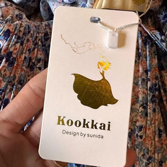 833. NWT Kookkai Spaghetti Ruffle Pleated Ditsy Floral Summer Maxi Pantsuit - Picture 5 of 7